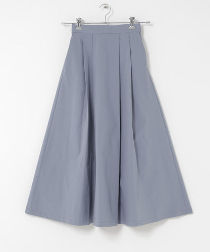 褶襉蓬鬆半身裙