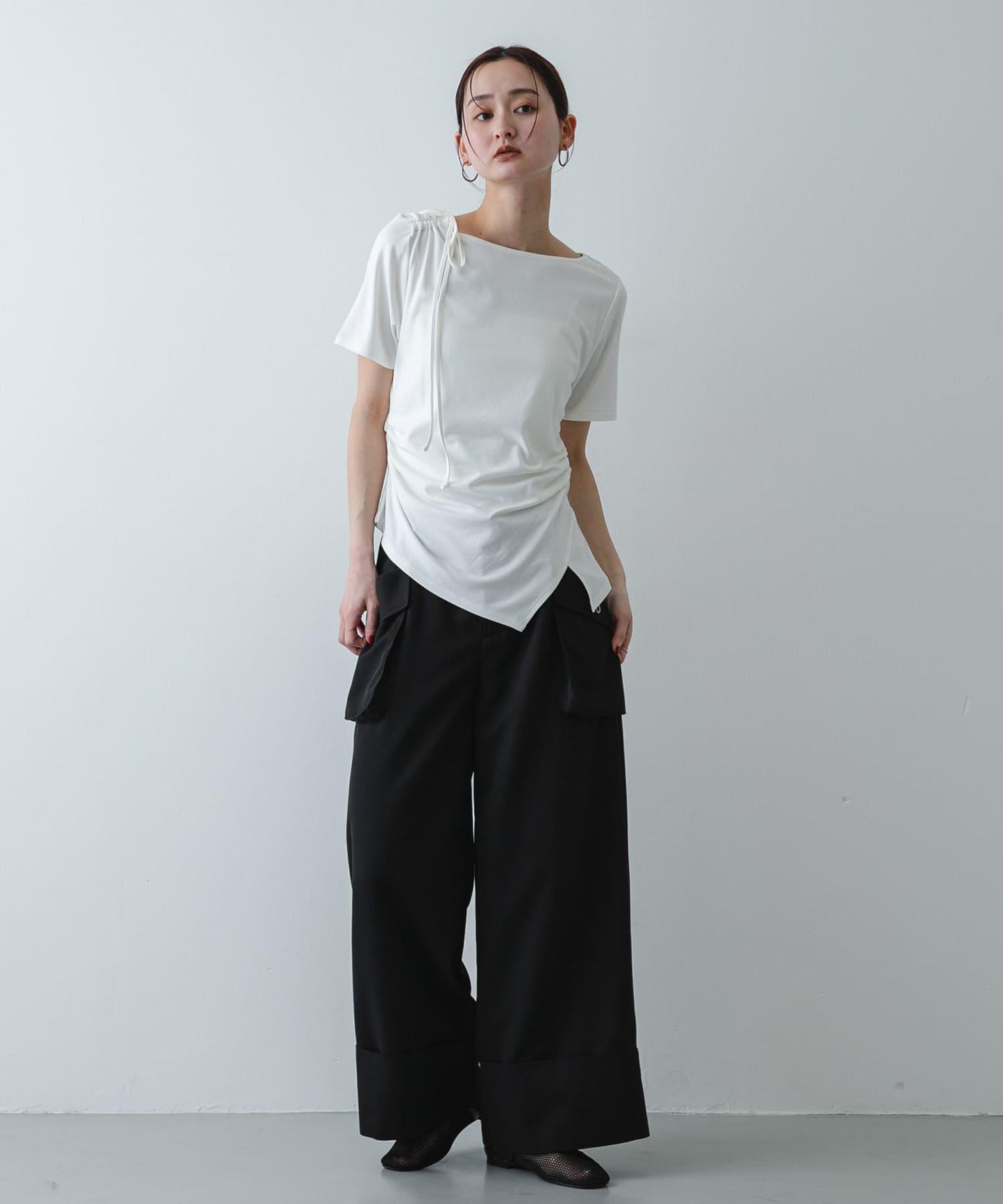 不對稱設計短袖T恤