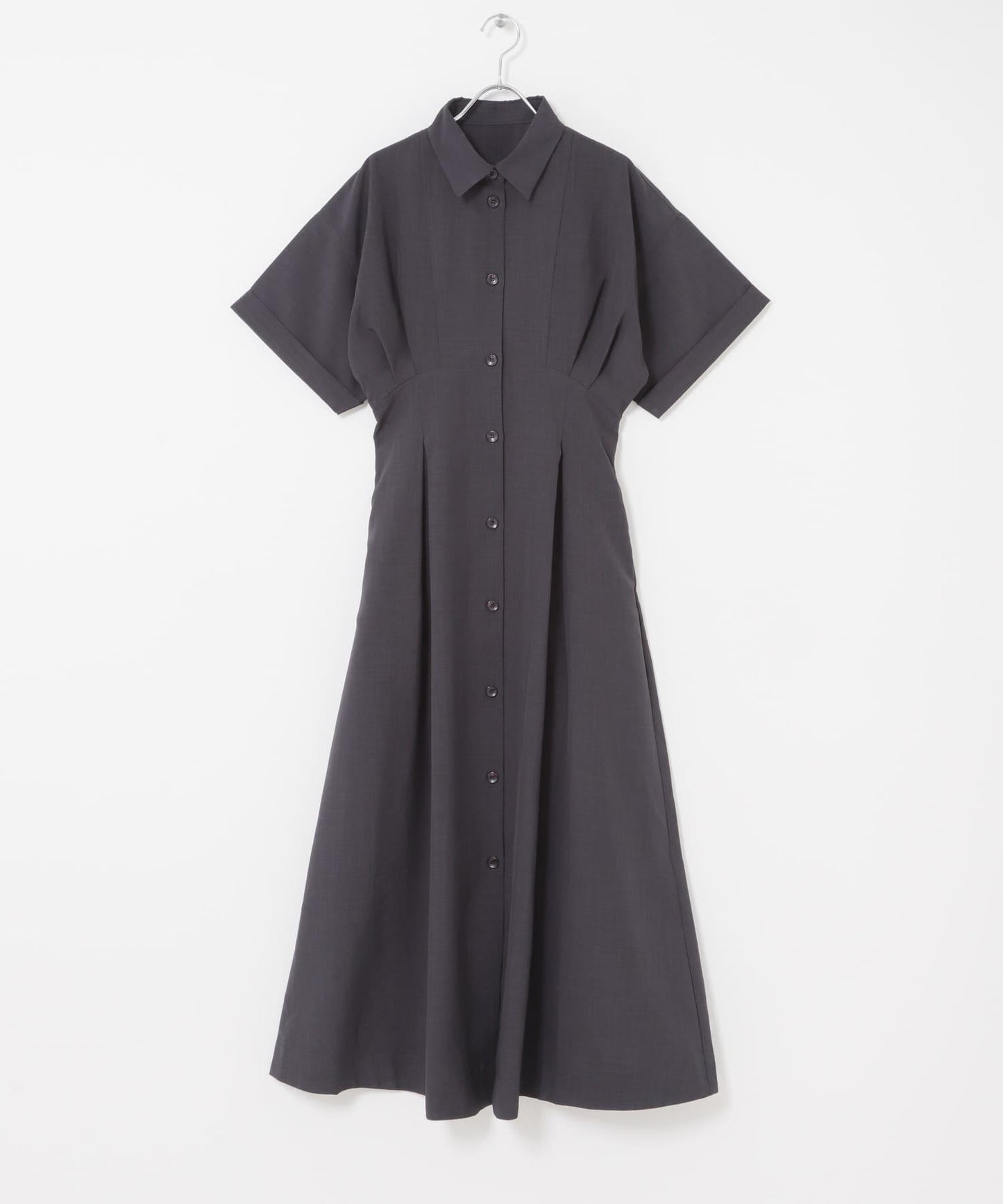 UR TECH DRYLUXE 亞麻感連衣裙