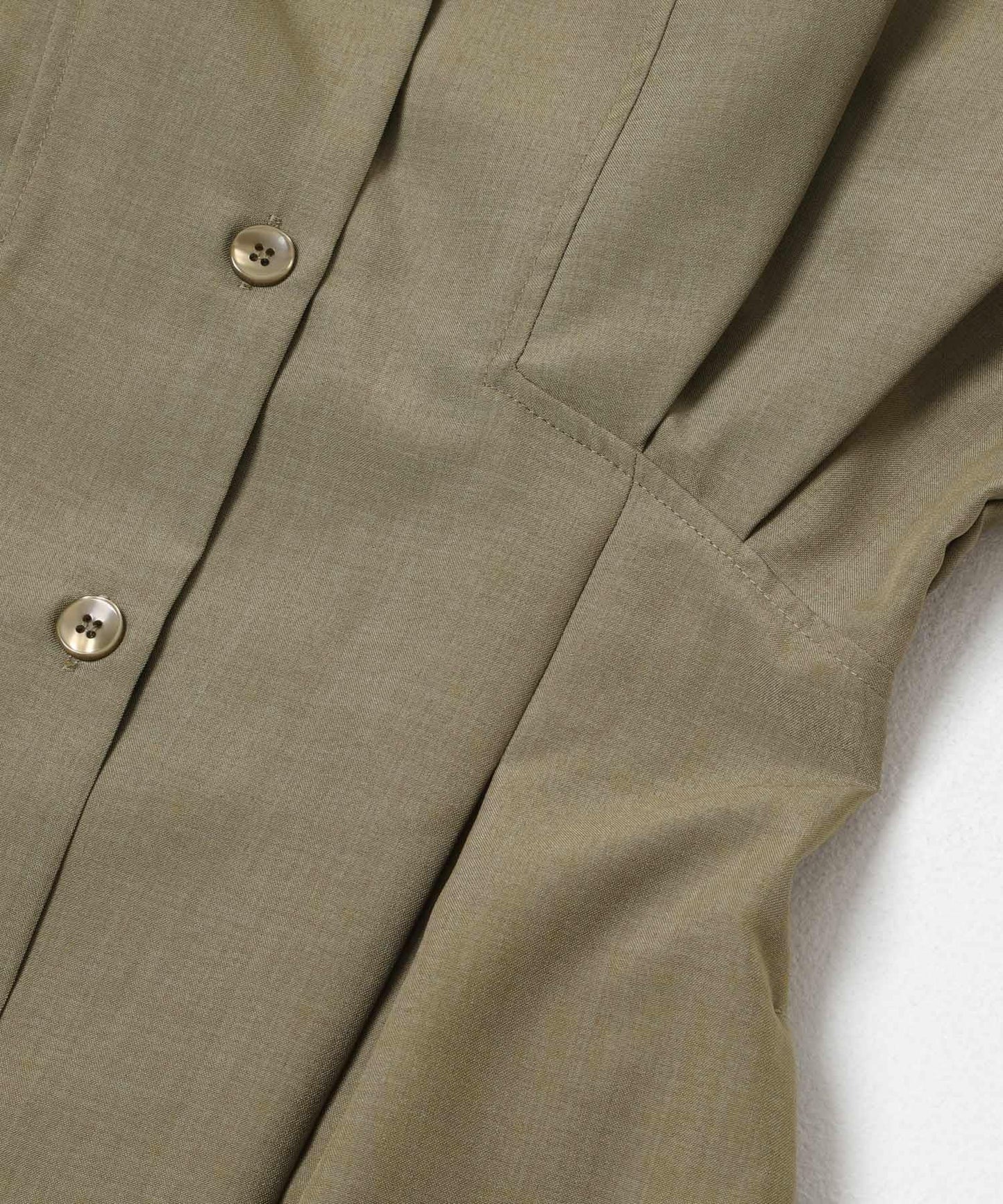 UR TECH DRYLUXE 亞麻感連衣裙