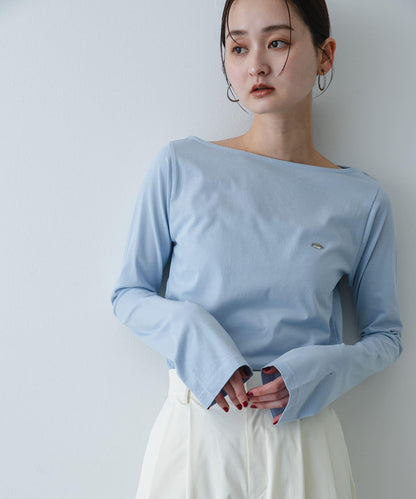 直筒版型 船領 透膚面料 T恤