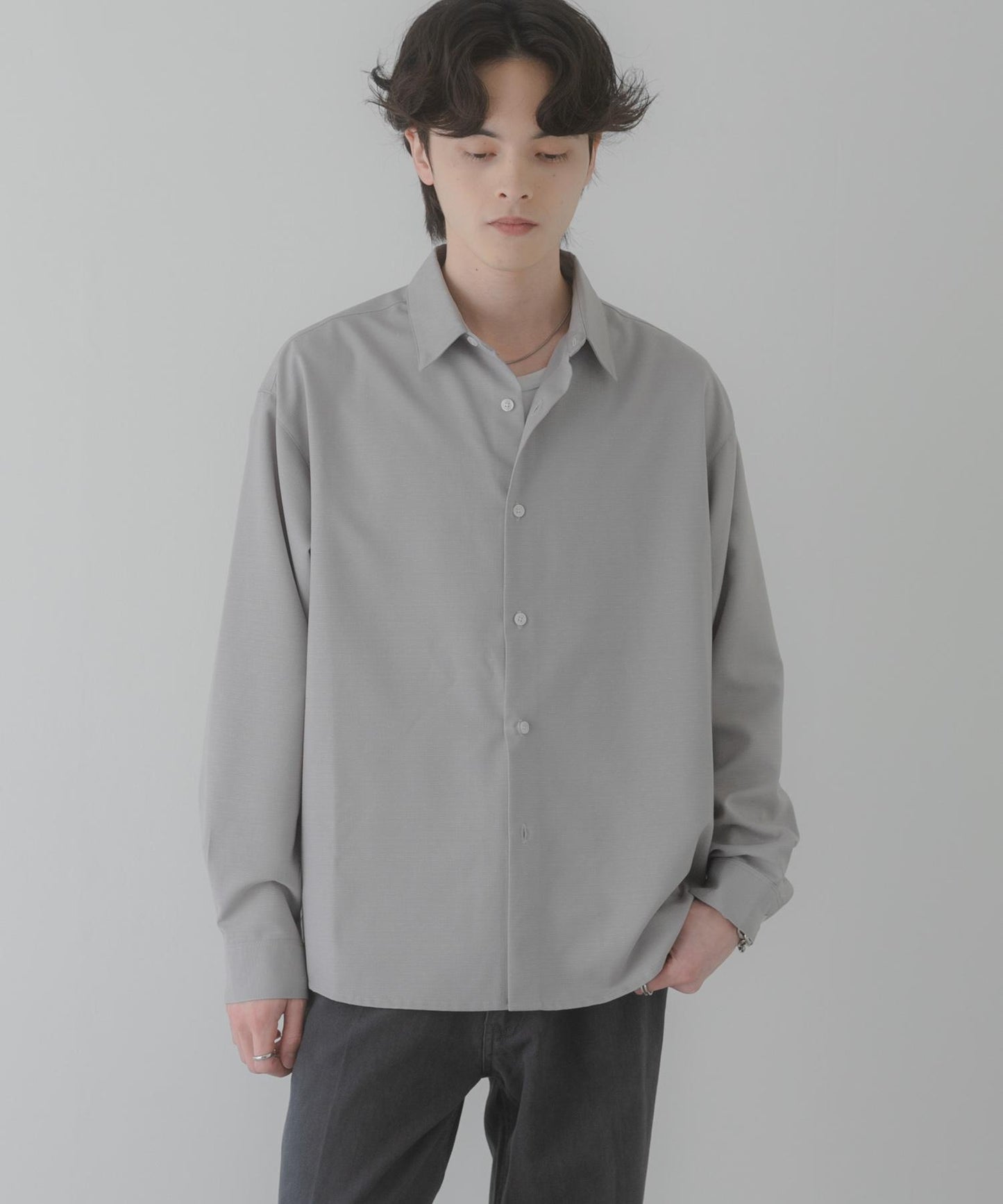 彩色粗節紋 標準領設計 襯衫