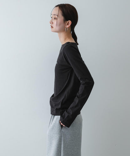 直筒版型 船領 透膚面料 T恤