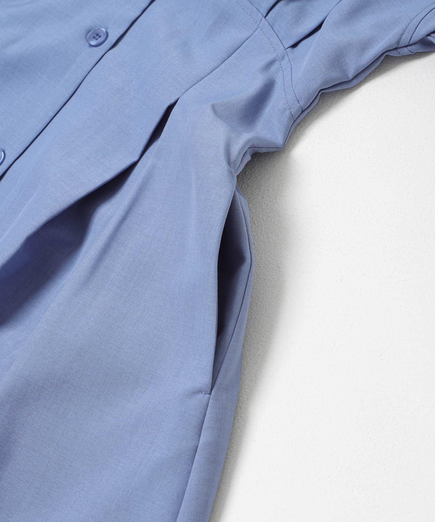 UR TECH DRYLUXE 亞麻感連衣裙