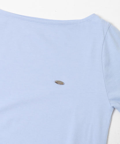 直筒版型 船領 透膚面料 T恤