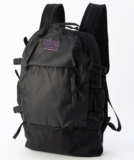 聯名 QUEST PACK  揹包