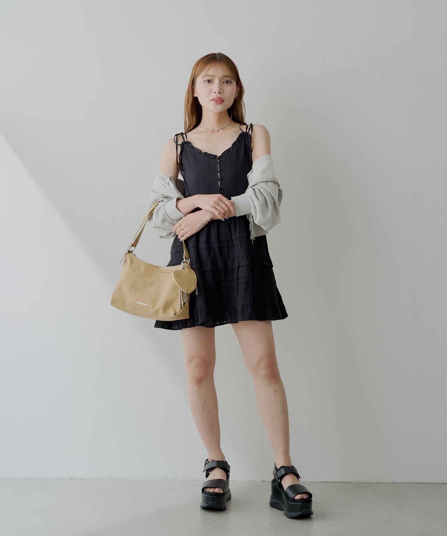 Chico 肩部蝴蝶結 棉質蕾絲荷葉邊 吊帶迷你連衣裙