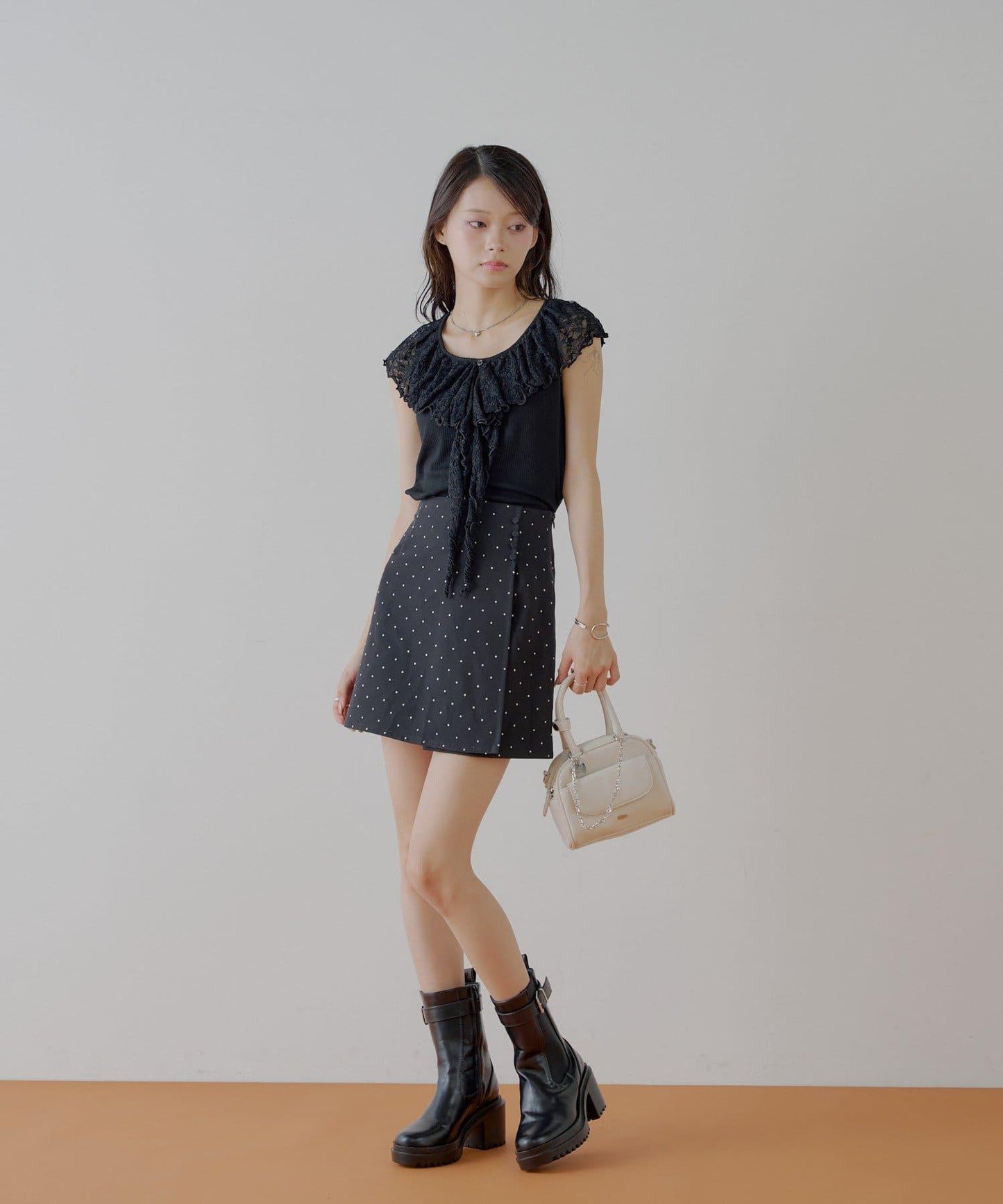 Chico 蕾絲設計 落肩無袖 羅紋T恤