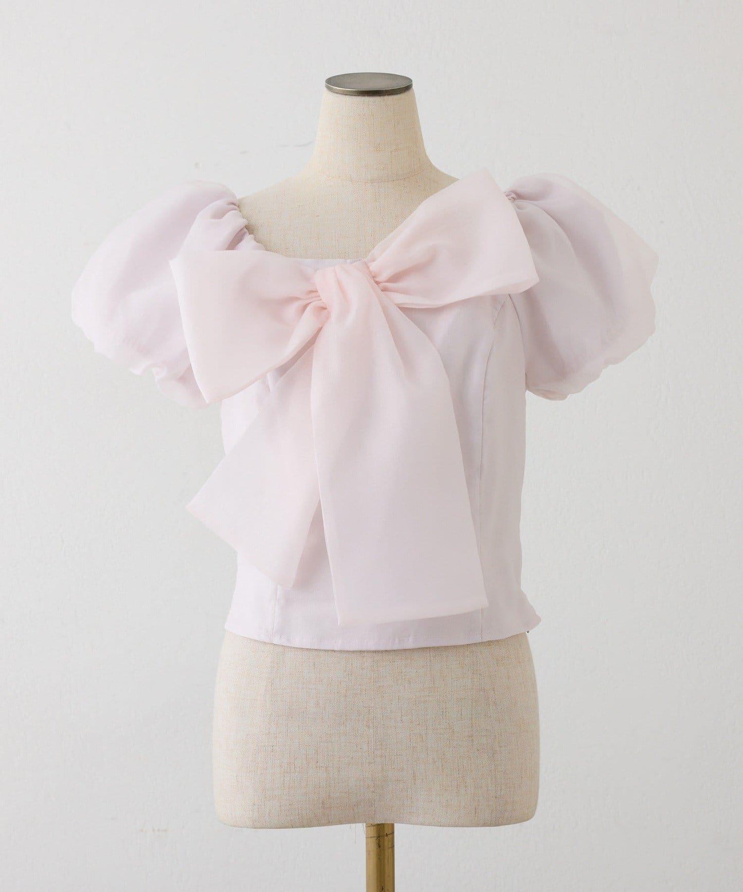 大蝴蝶結設計襯衫