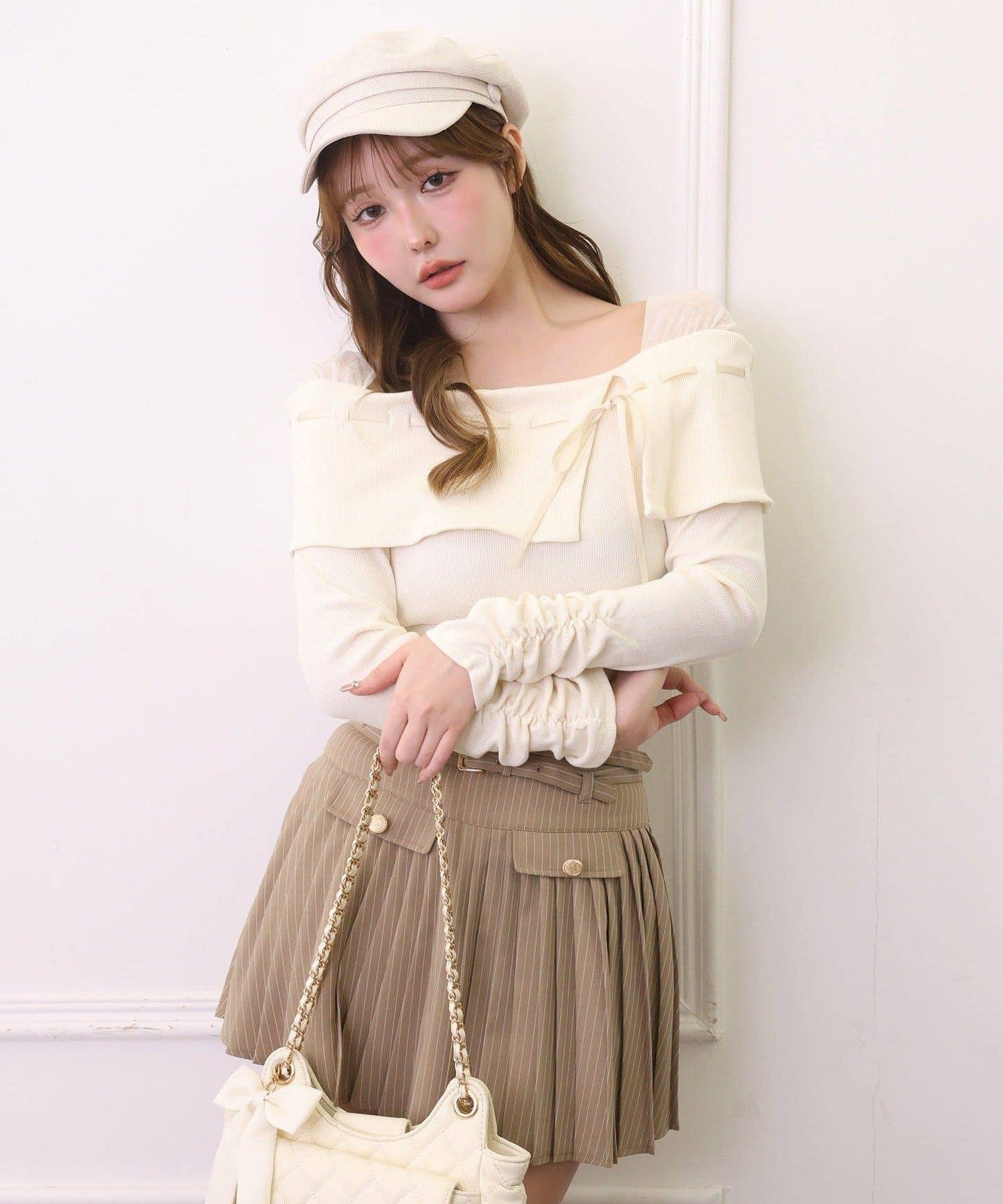 配色蝴蝶結一字肩上衣