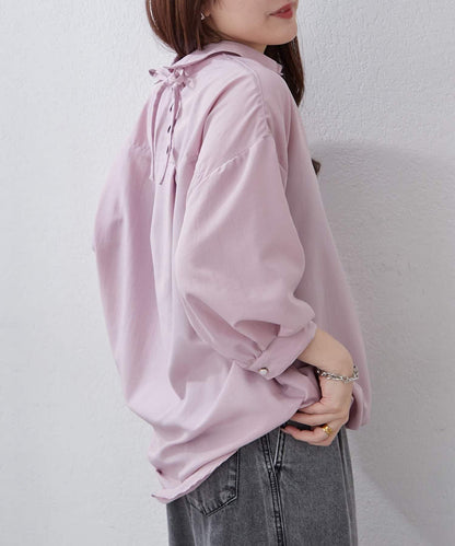 多種紐扣竹筍褶女襯衫
