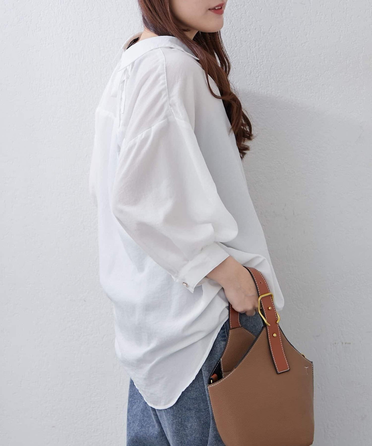 多種紐扣竹筍褶女襯衫