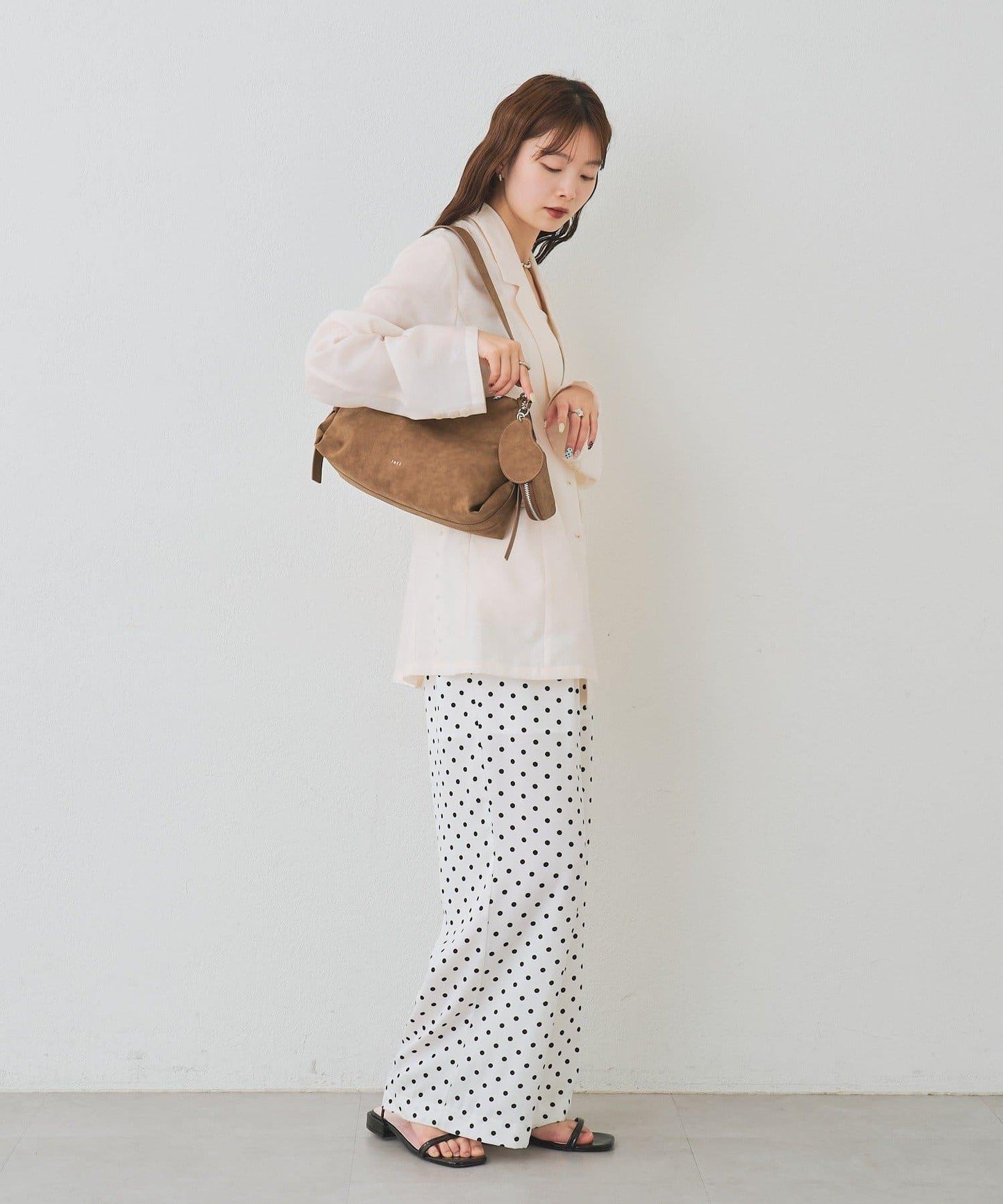 loti 豆形帶鏡收納包