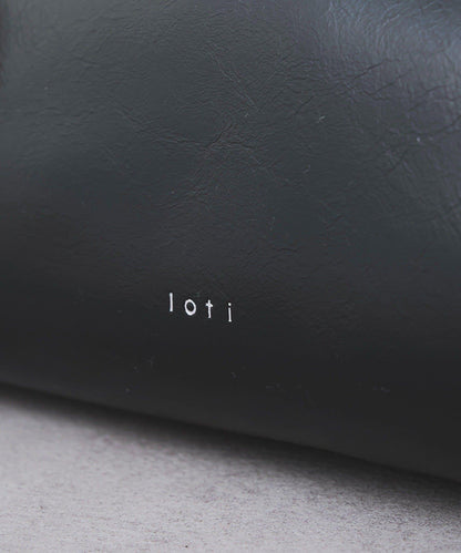 loti 豆形帶鏡收納包