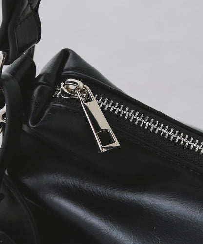 loti 豆形帶鏡收納包