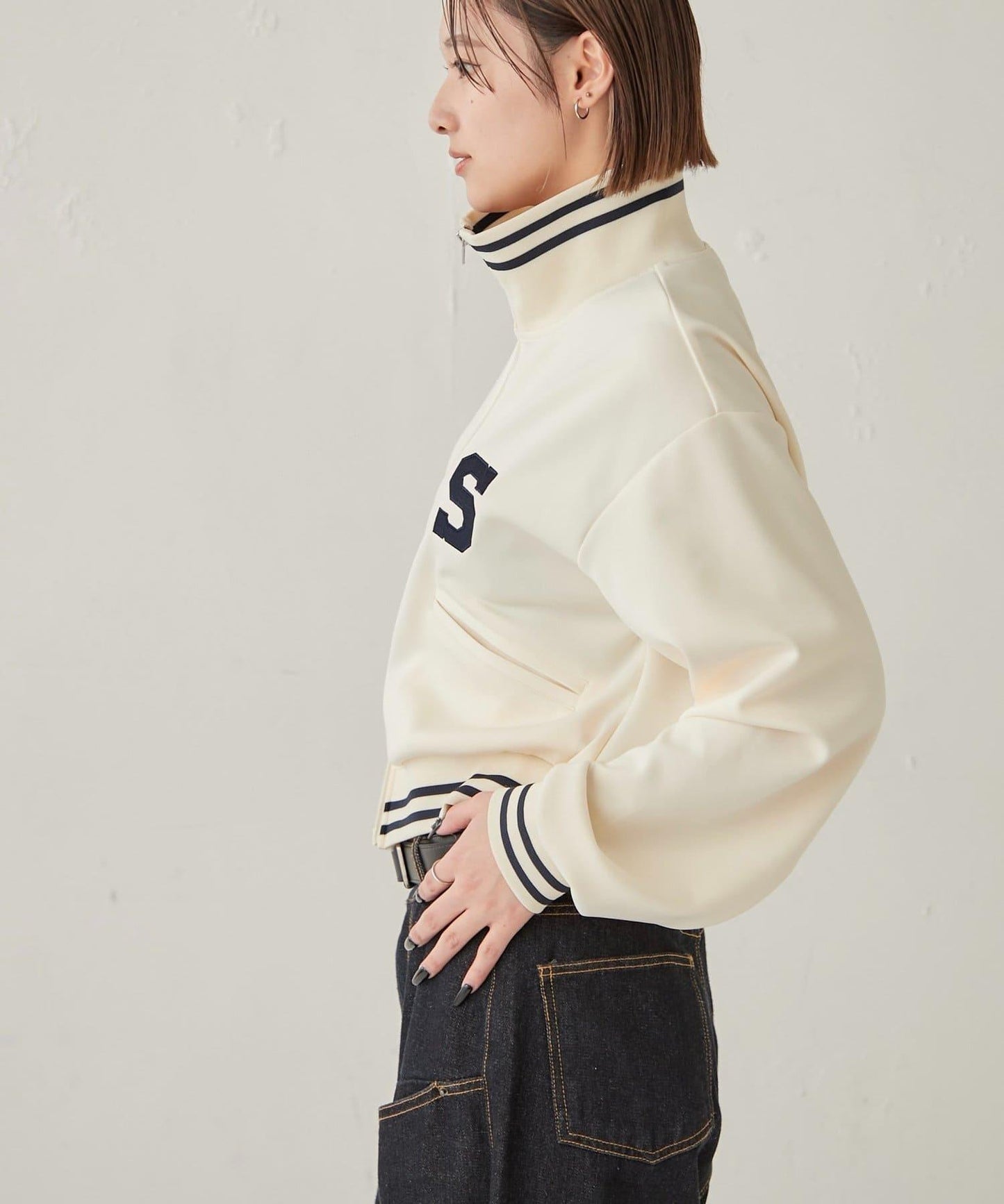 S字Logo 短版設計 運動夾克