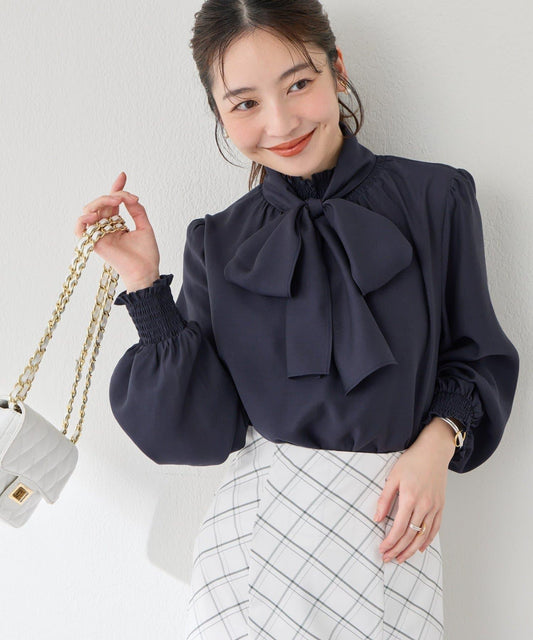 蝴蝶結繫帶 抽褶設計 女襯衫