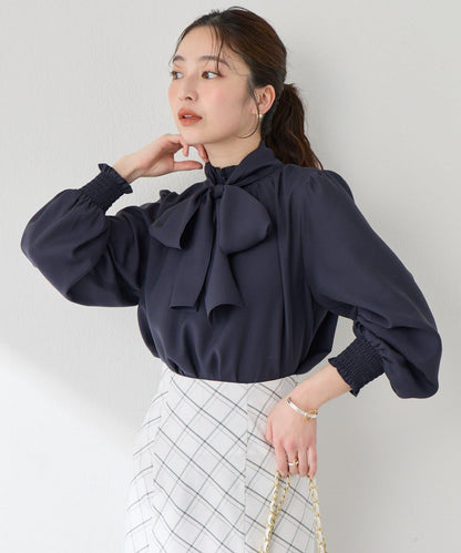 蝴蝶結繫帶 抽褶設計 女襯衫