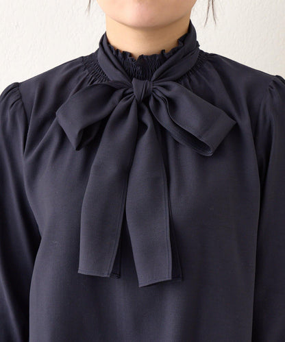 蝴蝶結繫帶 抽褶設計 女襯衫