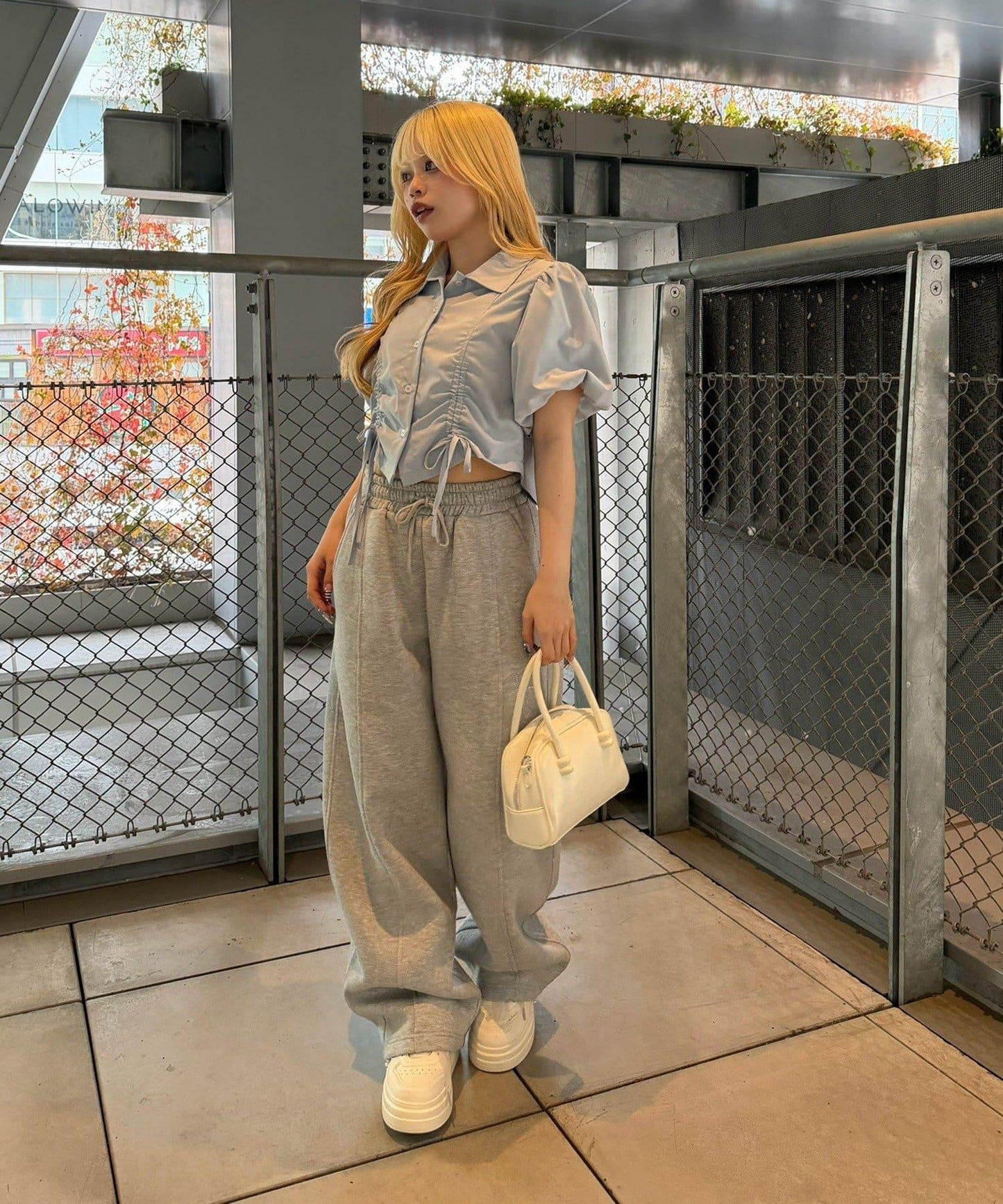 泡泡袖 抽繩設計 短款 襯衫