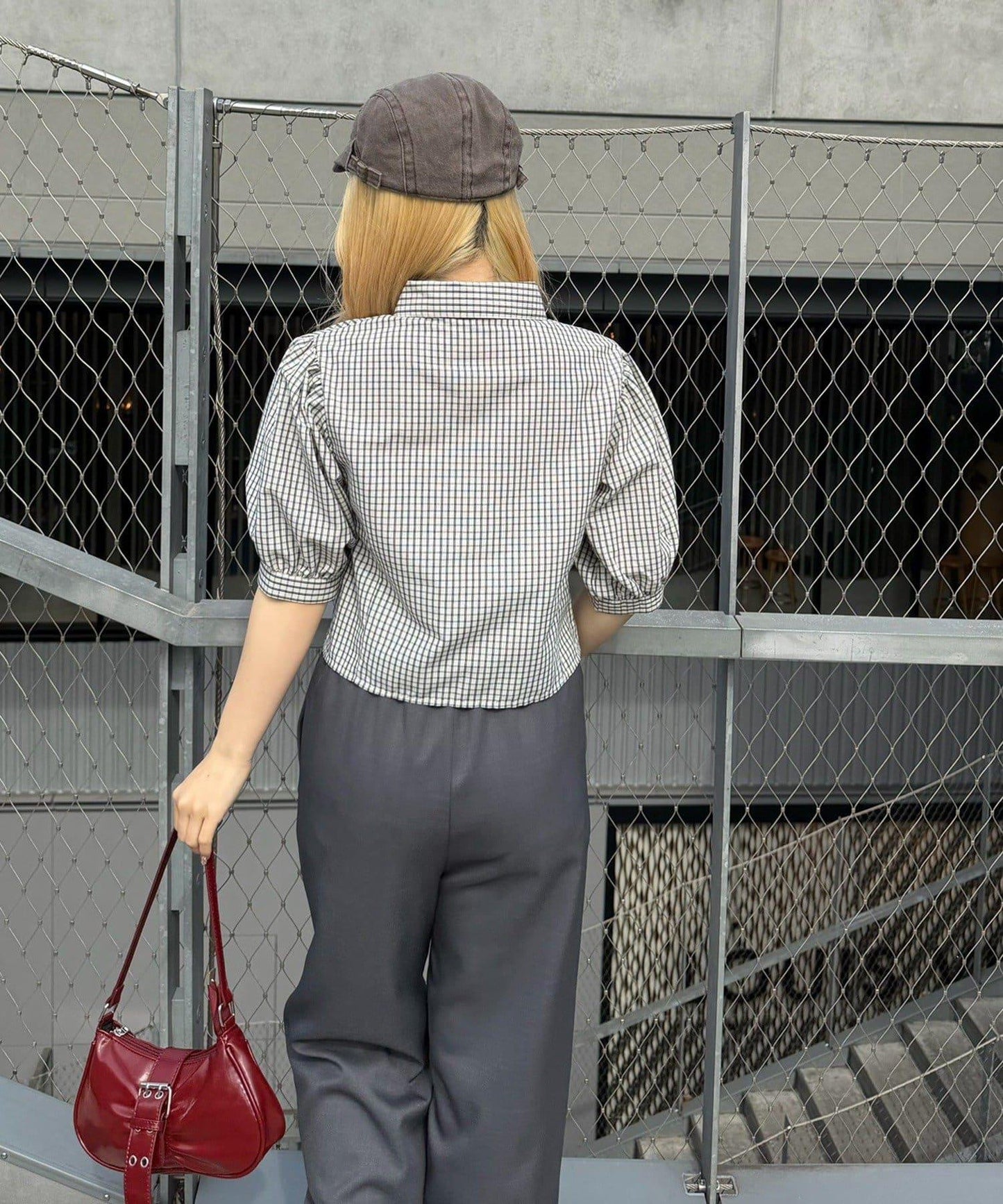 ANOTHER BRANCH 校園風附領帶襯衫