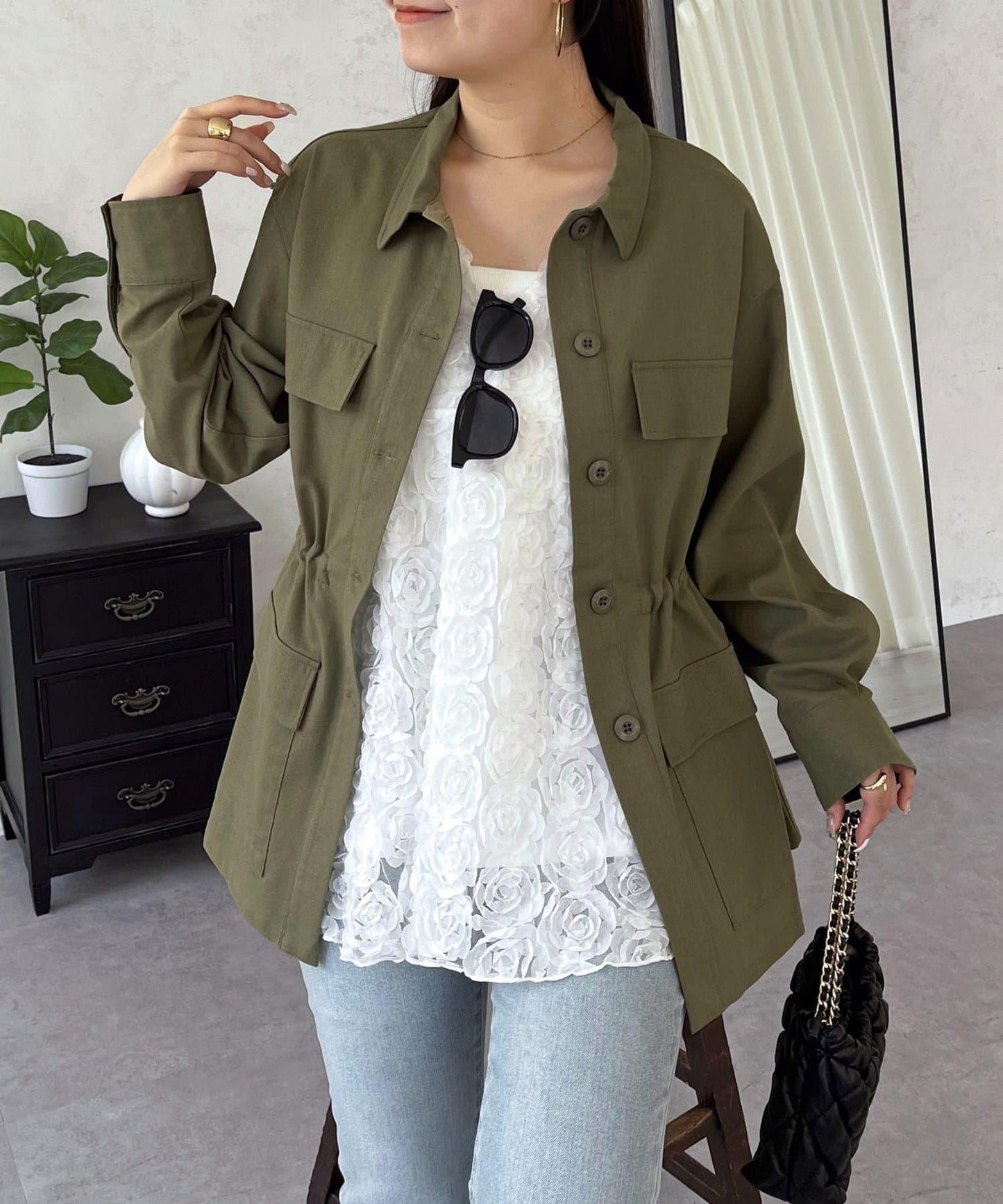 抽繩荷葉擺軍裝風襯衫