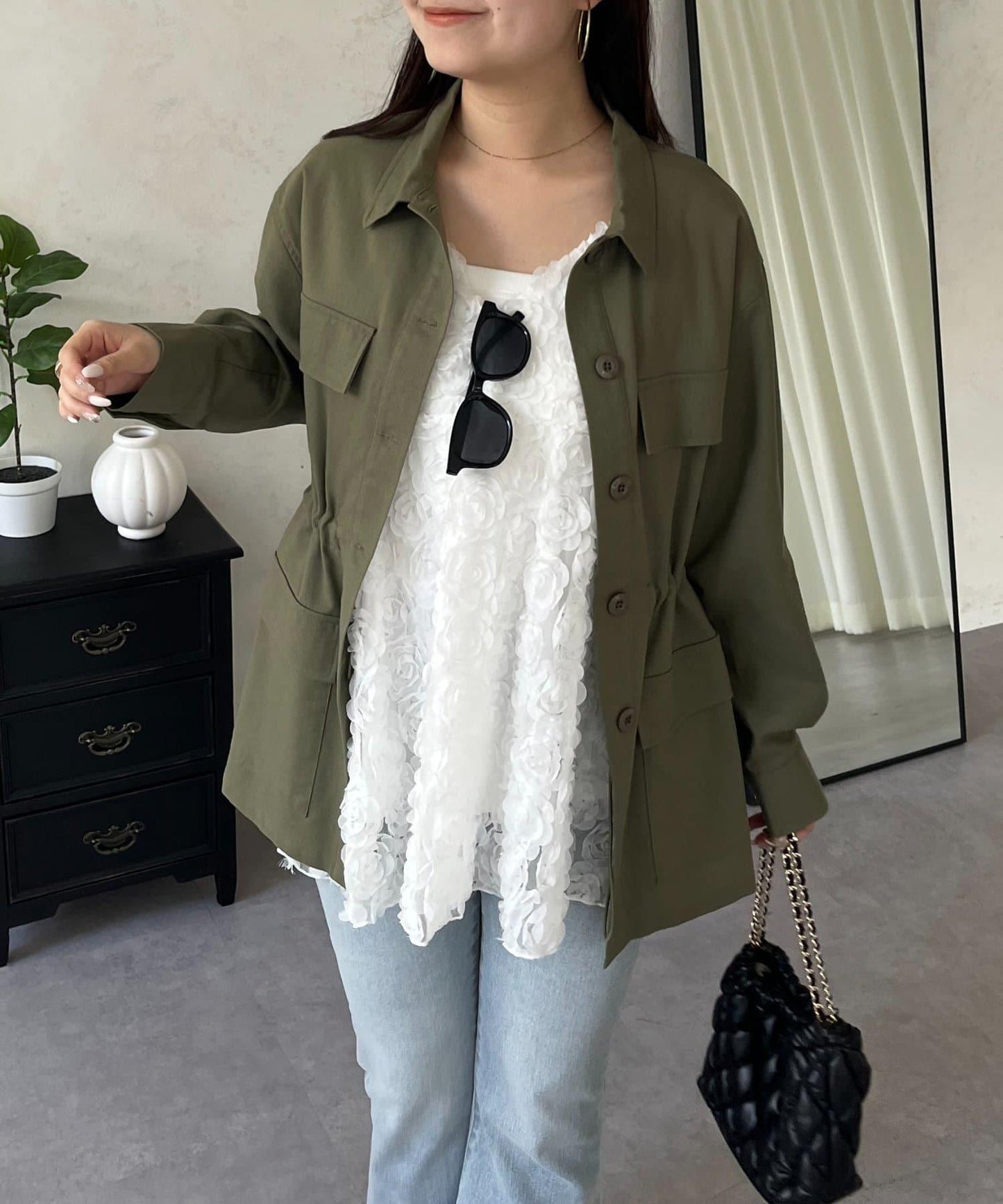 抽繩荷葉擺軍裝風襯衫