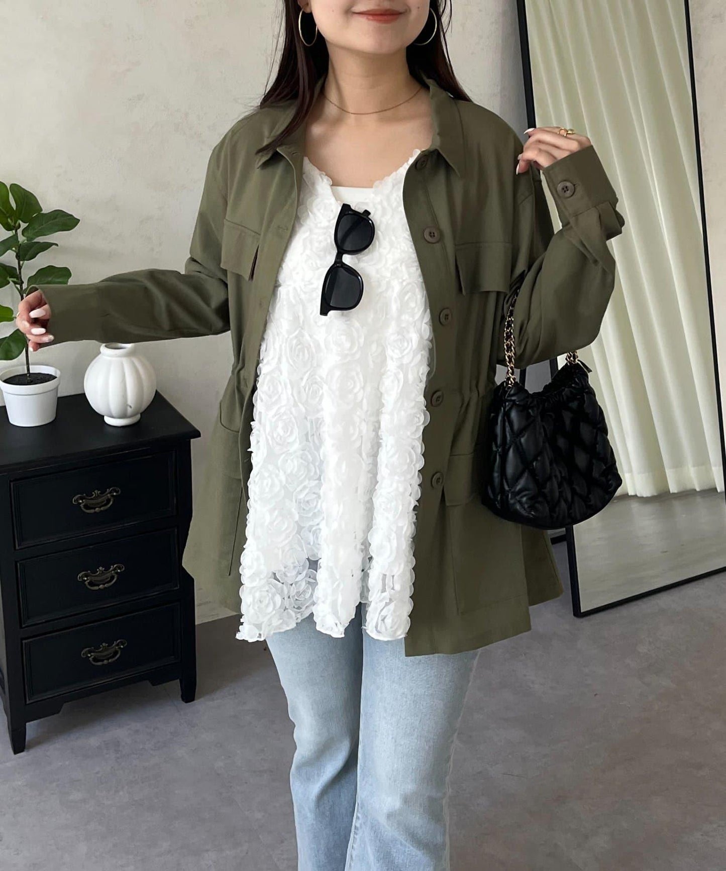 抽繩荷葉擺軍裝風襯衫