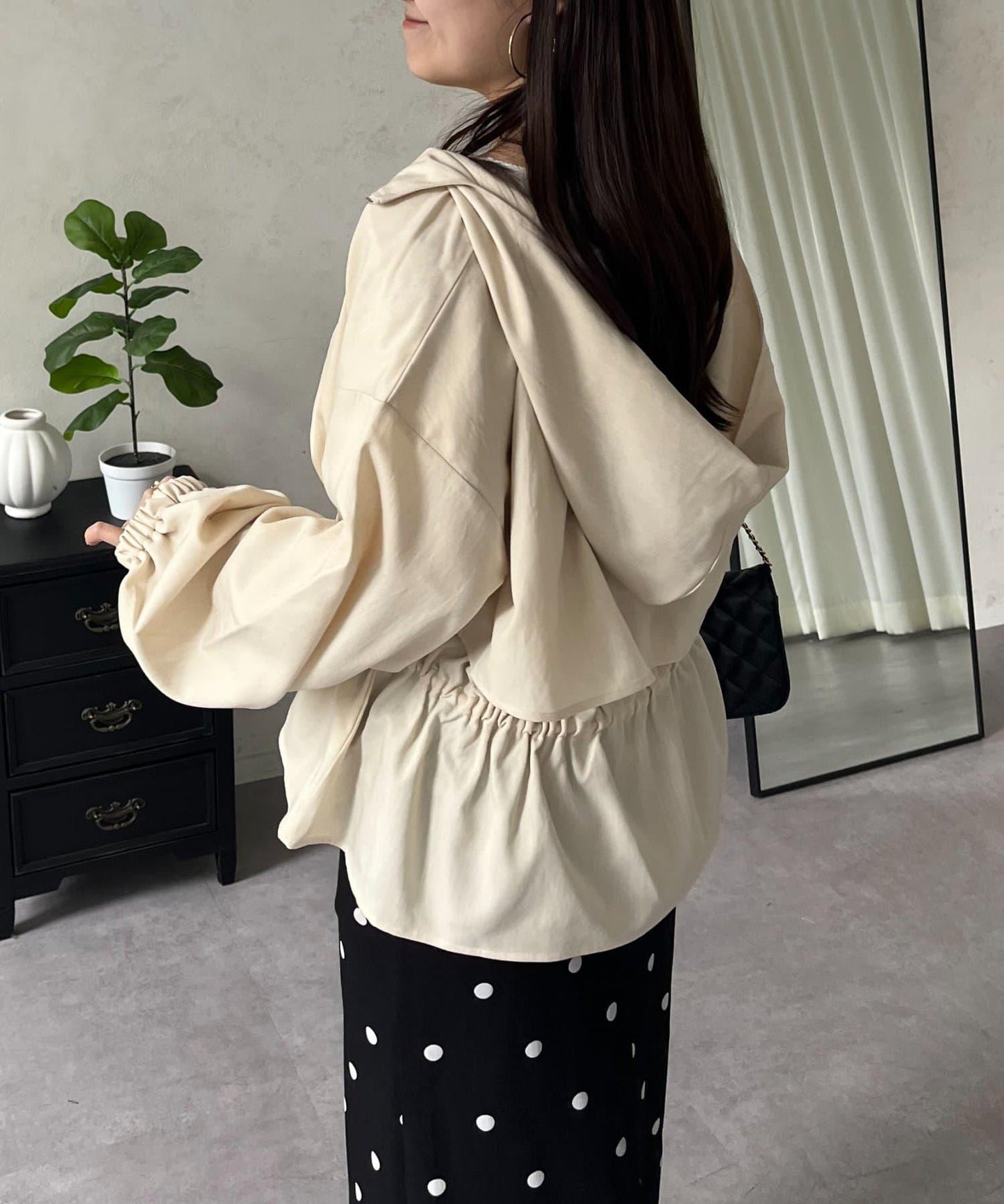 防曬 後背抽繩 荷葉擺 戶外風衣