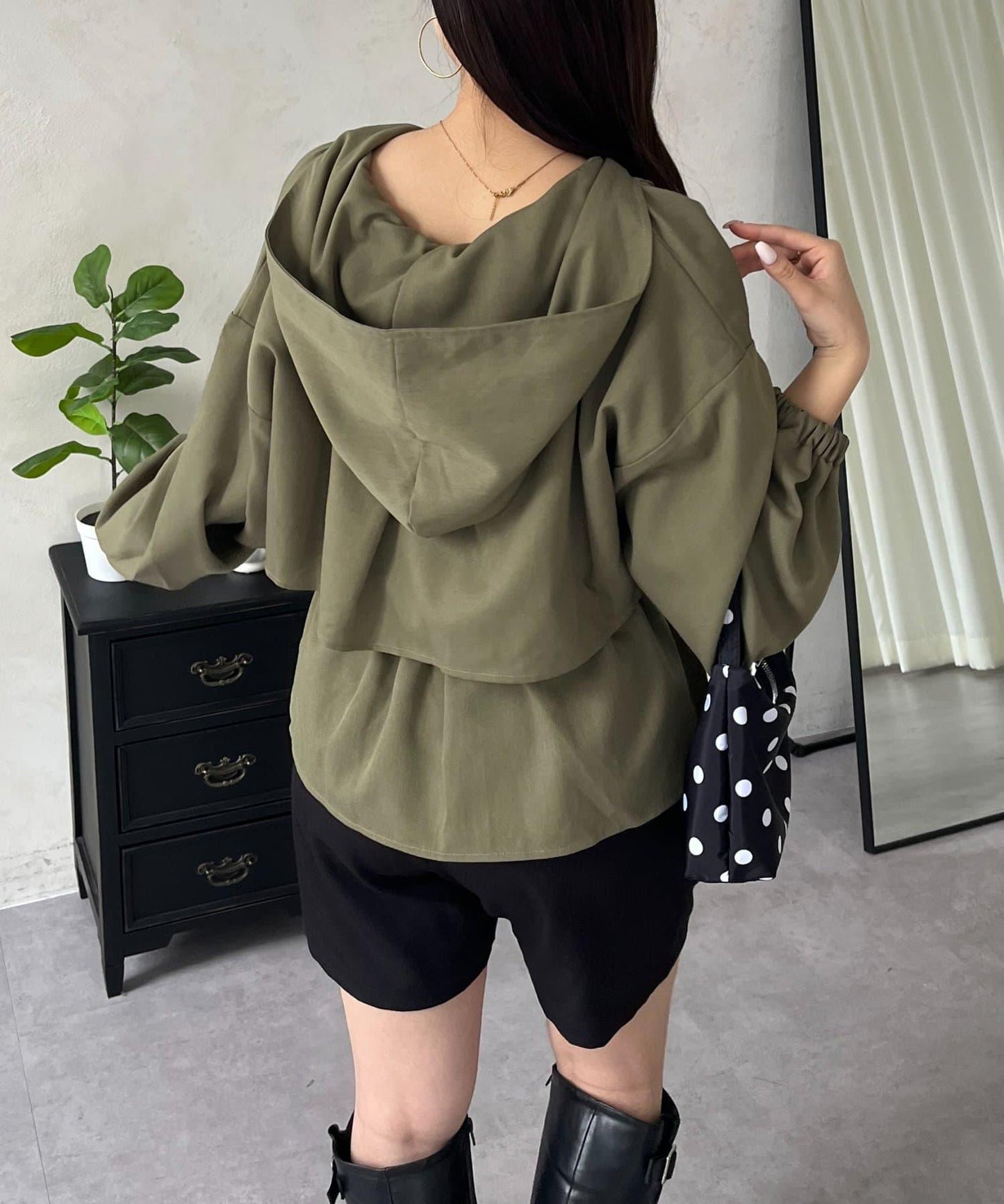 防曬 後背抽繩 荷葉擺 戶外風衣