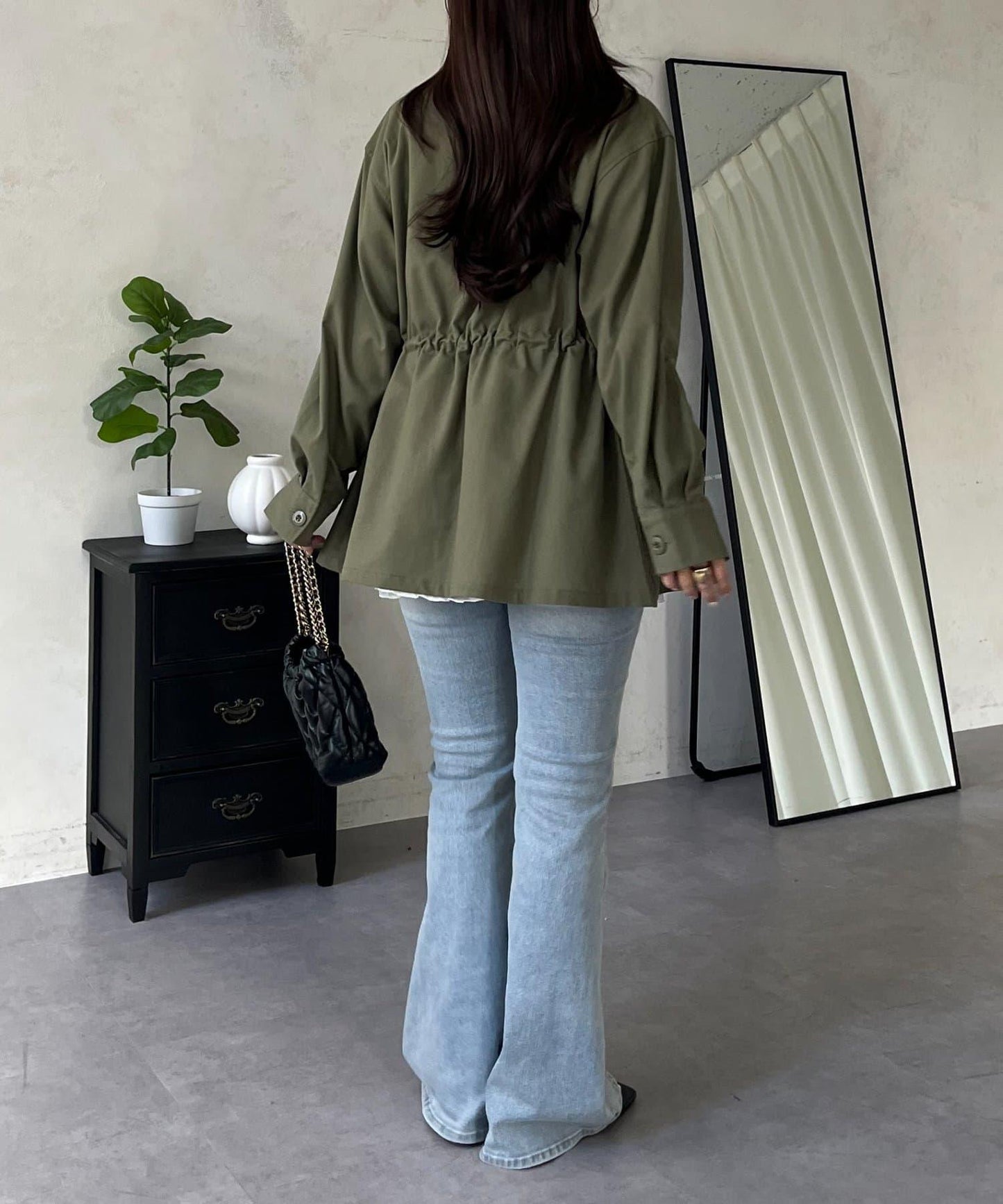 抽繩荷葉擺軍裝風襯衫