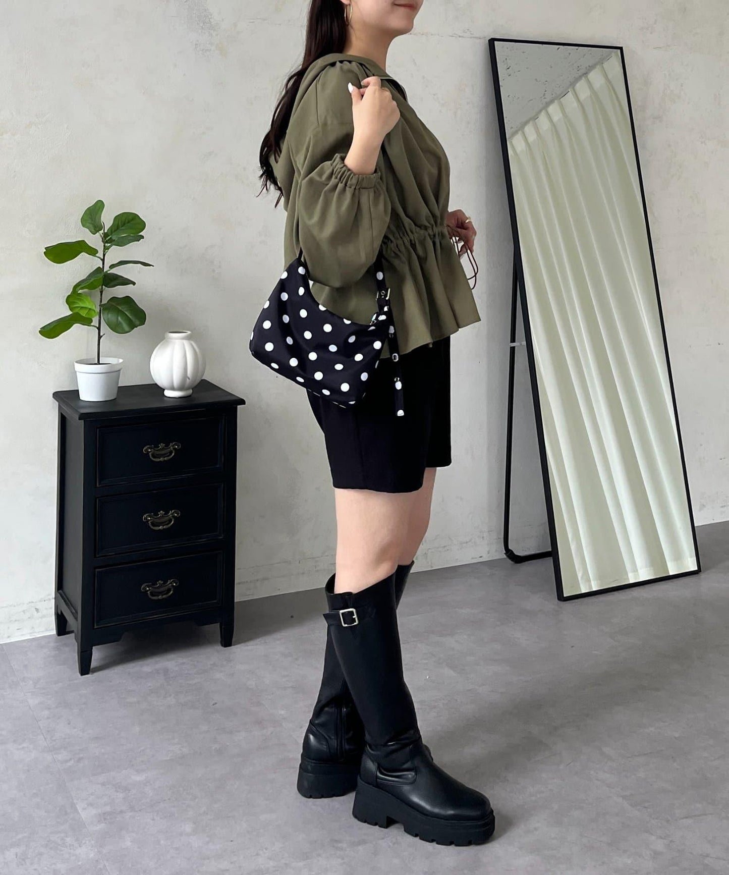 防曬 後背抽繩 荷葉擺 戶外風衣