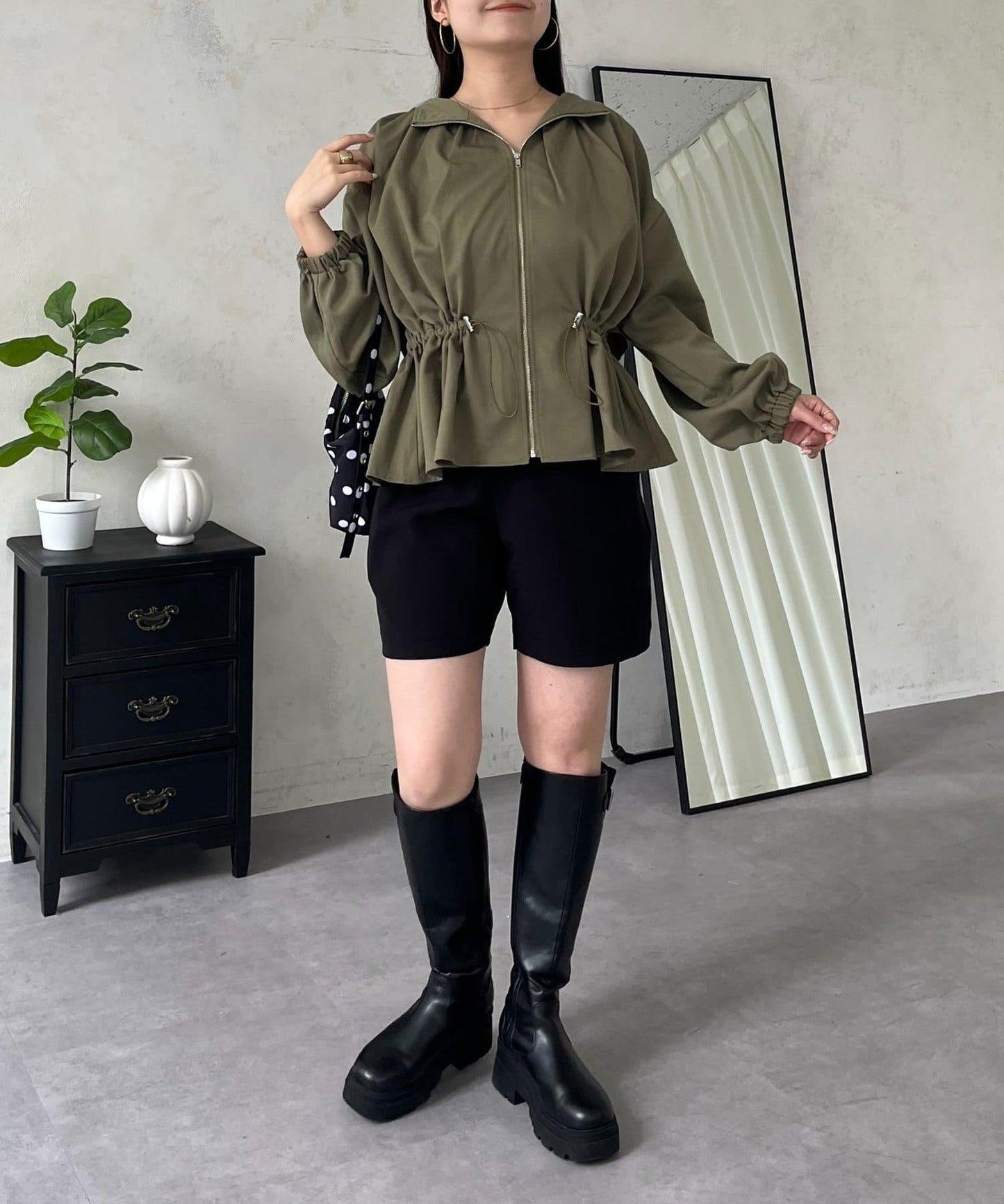 防曬 後背抽繩 荷葉擺 戶外風衣