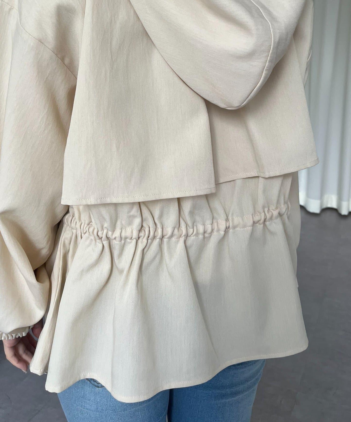 防曬 後背抽繩 荷葉擺 戶外風衣