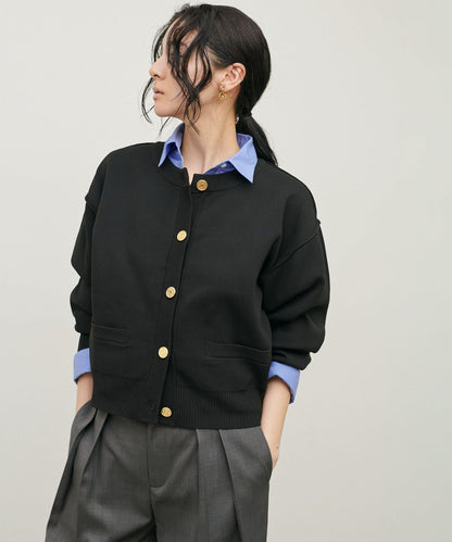 含Logo金扣聚酯圓領針織開衫