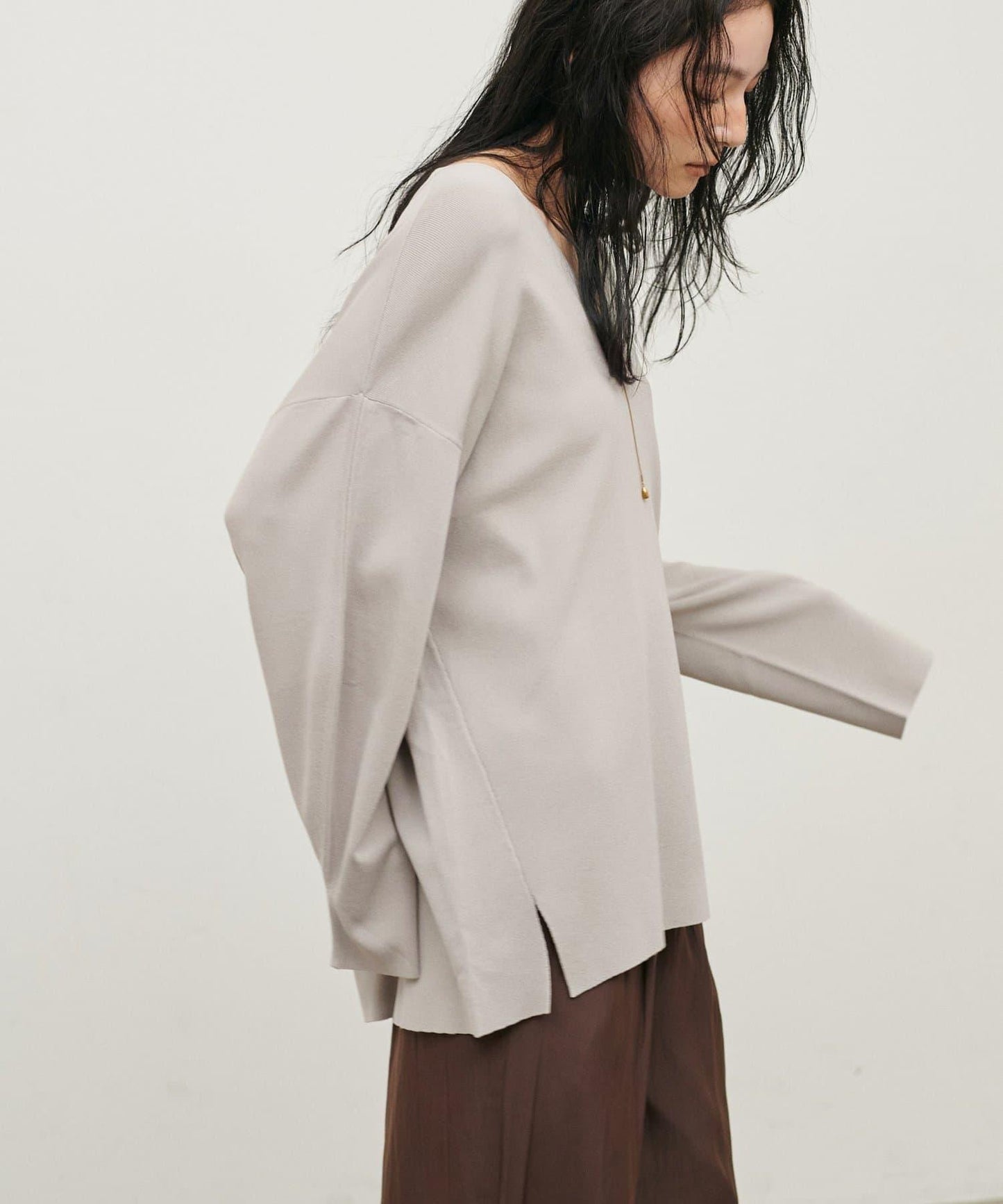 UV接觸冷感 寬鬆 deep V 針織上衣