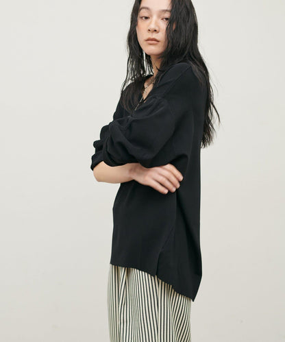 UV接觸冷感 寬鬆 deep V 針織上衣