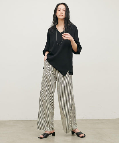 UV接觸冷感 寬鬆 deep V 針織上衣