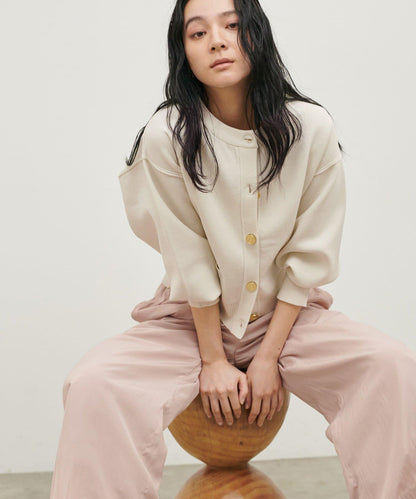 含Logo金扣聚酯圓領針織開衫