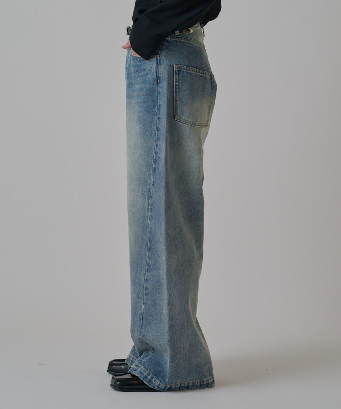 闊腿牛仔褲