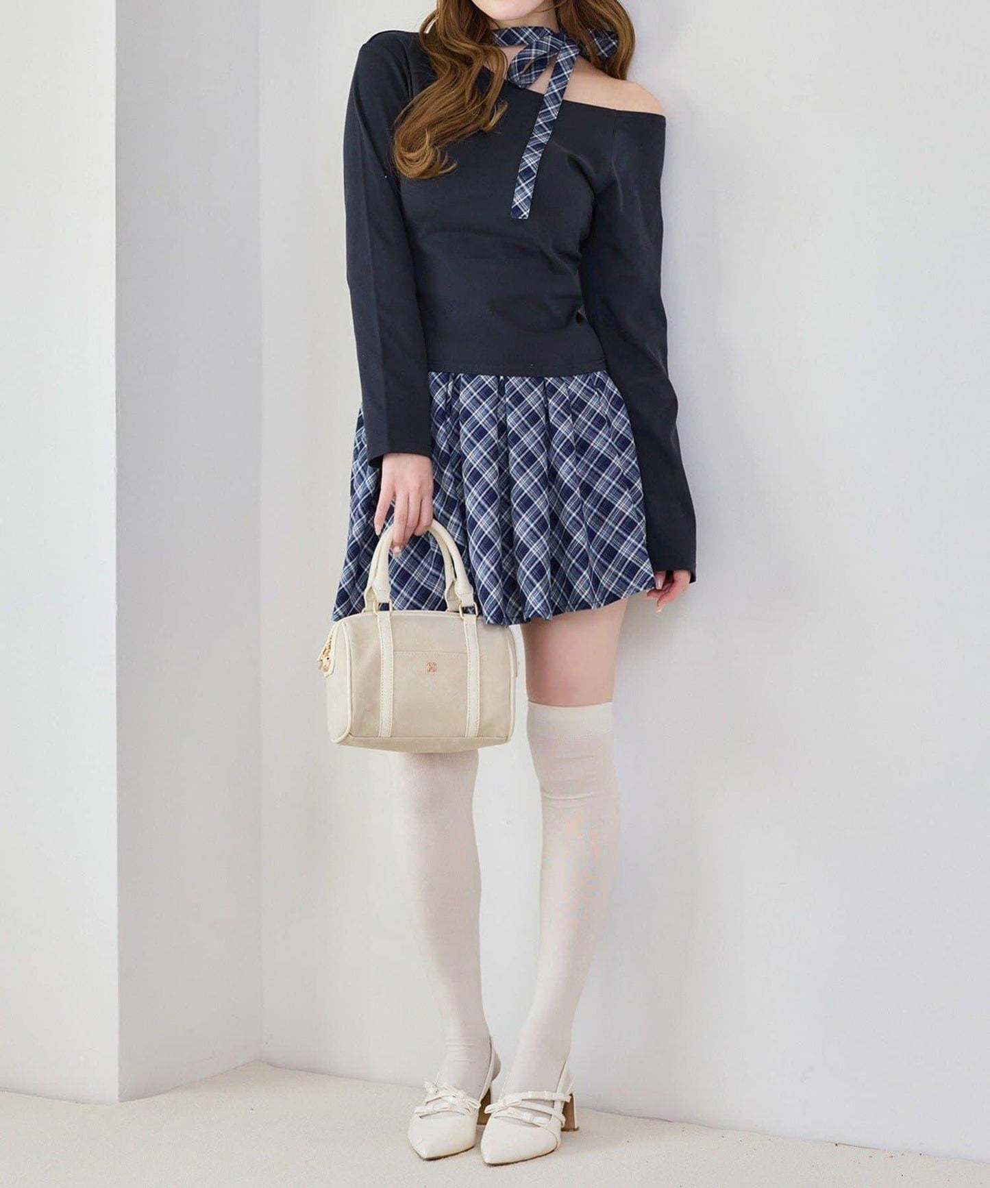 one after another 蝴蝶結領設計 上衣