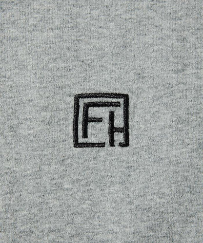 6盎司 前置Logo刺繡 後背印花 圓領T恤 PRINT ROUND FIRST