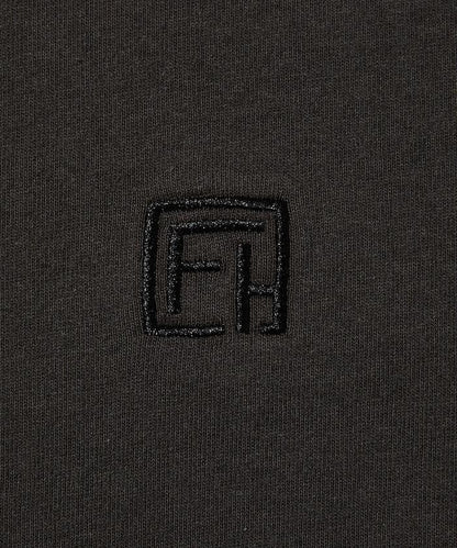 6盎司 前置Logo刺繡 後背印花 圓領T恤 PRINT ROUND FIRST