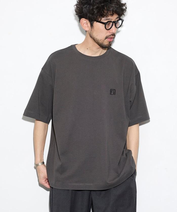 6盎司 前置Logo刺繡 後背印花 圓領T恤 PRINT ROUND FIRST