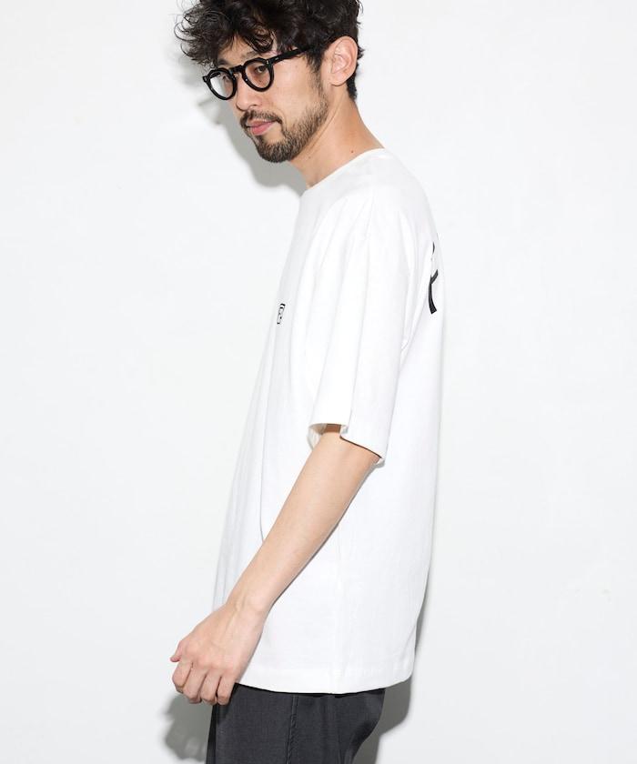 6盎司 前置Logo刺繡 後背印花 圓領T恤 PRINT ROUND FIRST