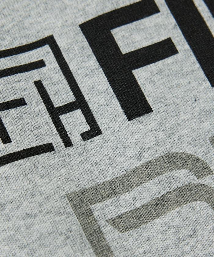 6盎司前LOGO印花 PRINT RRR 圓領T恤