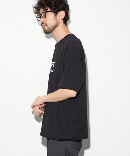 6盎司前LOGO印花 PRINT RRR 圓領T恤