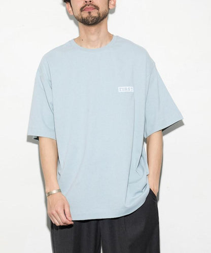 6盎司前胸刺繡logo圓領後背印花T恤 PRINT LEFT CHEST EMBROIDERY BOX FIRST