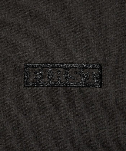 6盎司前胸刺繡logo圓領後背印花T恤 PRINT LEFT CHEST EMBROIDERY BOX FIRST