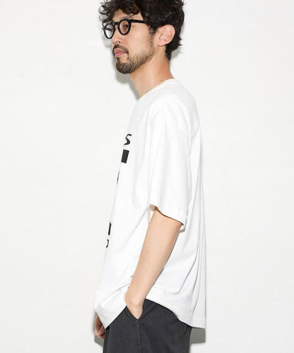 6盎司前置LOGO印花 圓領T恤 PRINT BIG FIRST